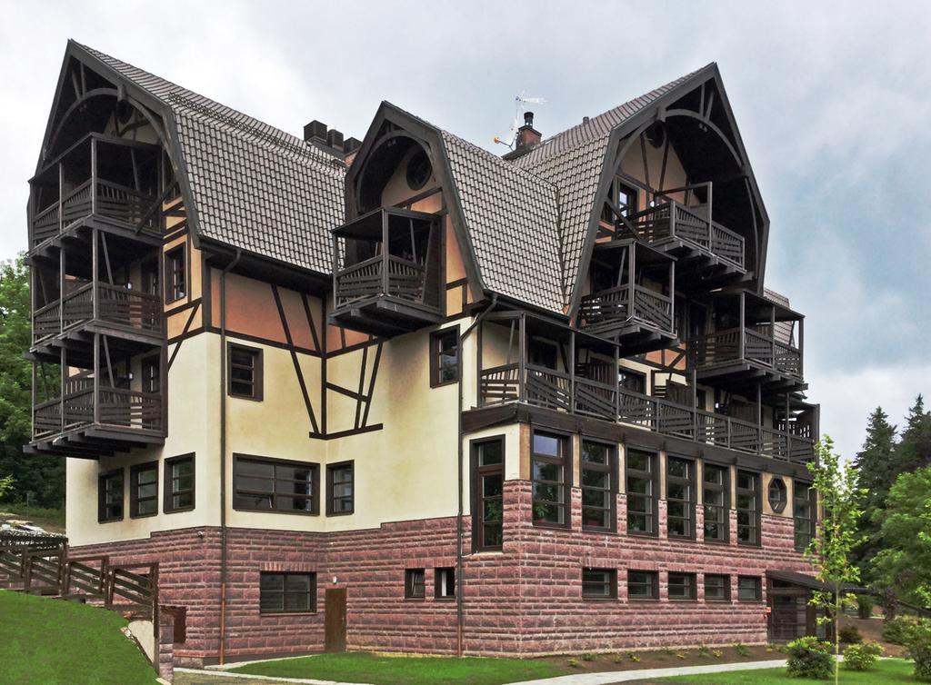 Boutique Hotel Sudetia - Medical & Spa Сверадув-Здруй Экстерьер фото