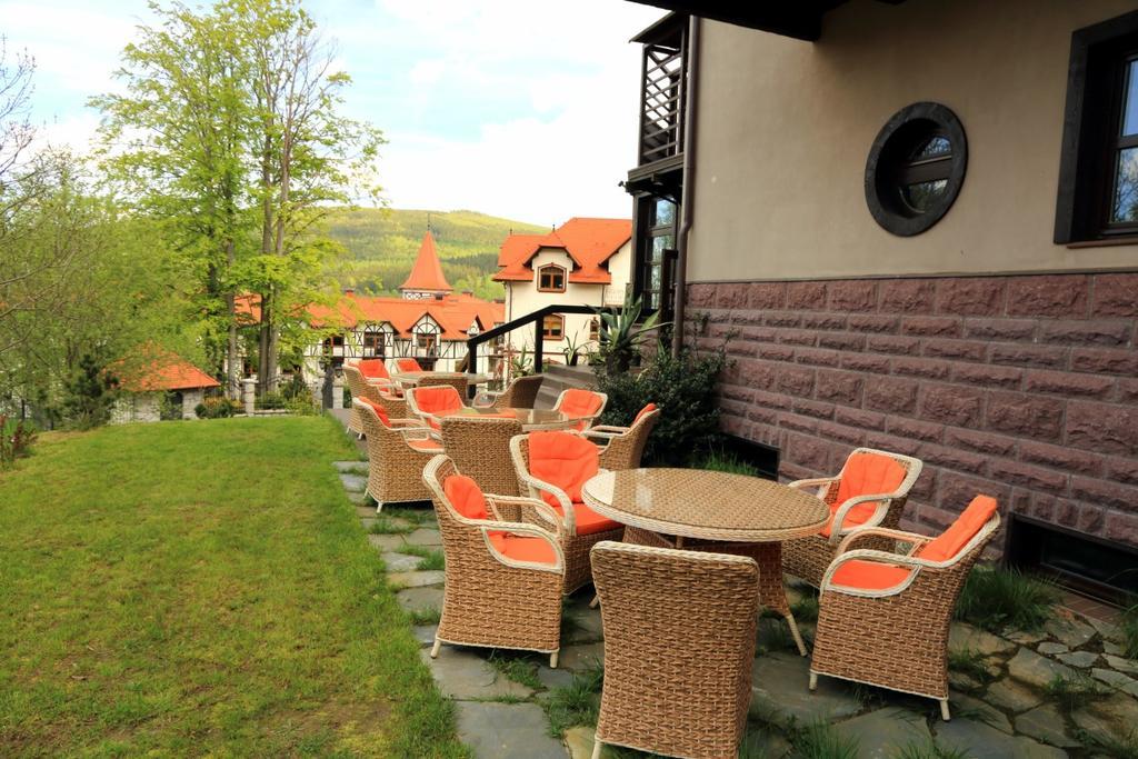 Boutique Hotel Sudetia - Medical & Spa Сверадув-Здруй Экстерьер фото