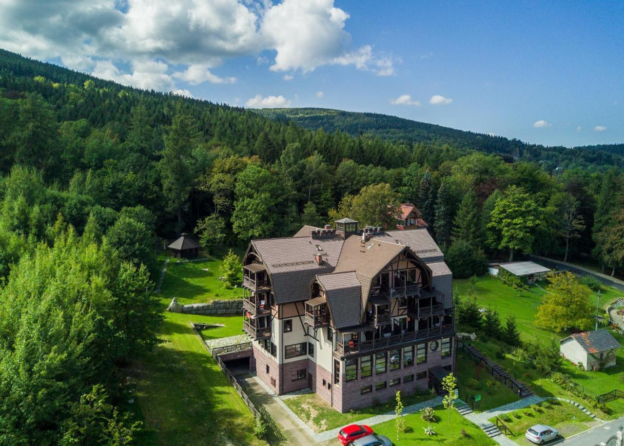Boutique Hotel Sudetia - Medical & Spa Сверадув-Здруй Экстерьер фото